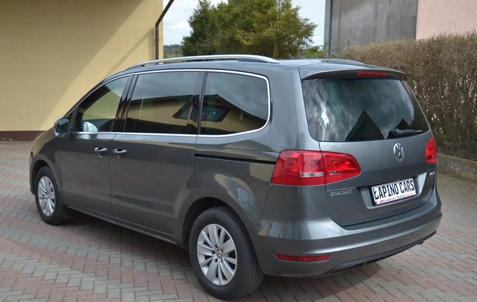 Volkswagen Sharan cena 59500 przebieg: 220800, rok produkcji 2014 z Miłomłyn małe 497